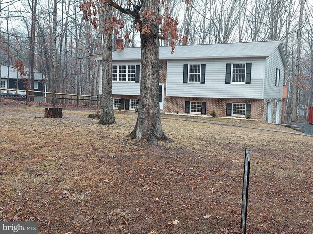 103 NORTHWOOD CIR, Cross Junction, VA 22625