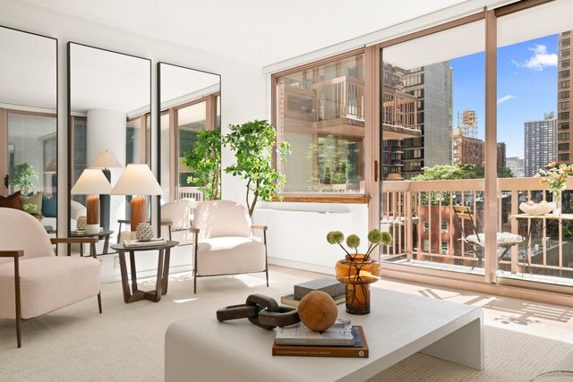 235 E 40th St Apt 6C, New York City, NY 10016