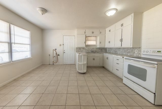 2609 Auburn Street, Lubbock, TX 79415