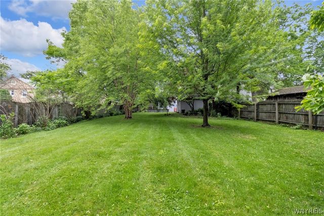 114 North Ellicott Street, Amherst, NY 14221