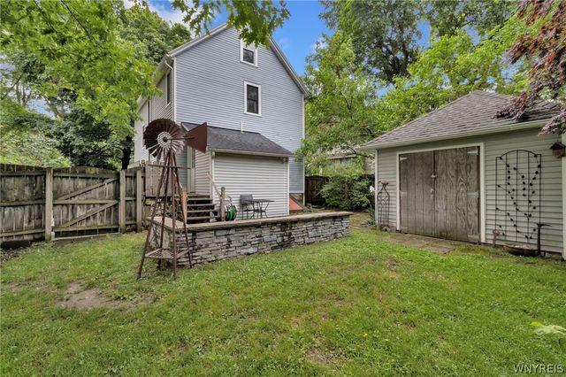 114 North Ellicott Street, Amherst, NY 14221