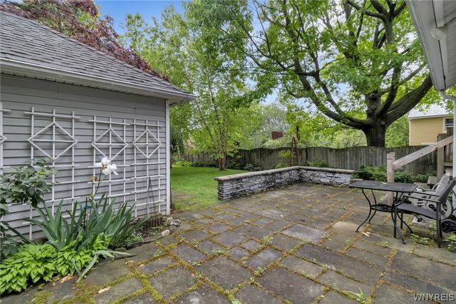 114 North Ellicott Street, Amherst, NY 14221