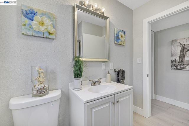 2834 Abbey St, Oakland, CA 94619