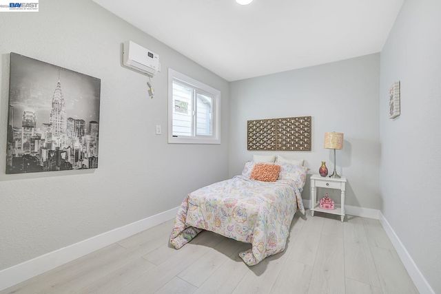 2834 Abbey St, Oakland, CA 94619