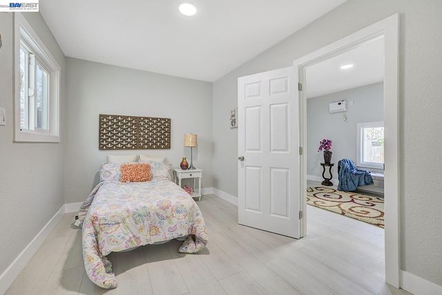 2834 Abbey St, Oakland, CA 94619