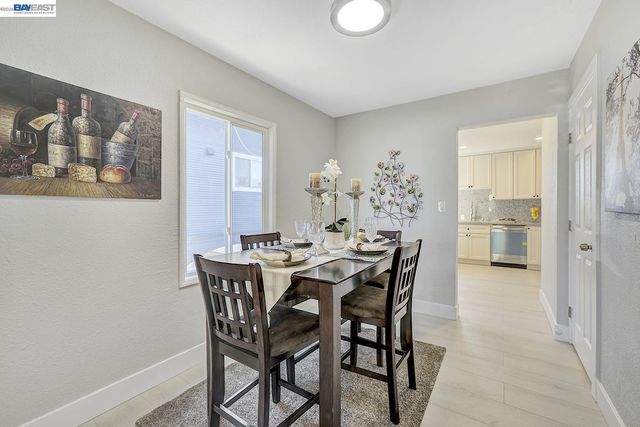 2834 Abbey St, Oakland, CA 94619