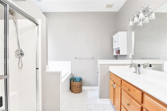 5309 Queen Bishop LN, Williamsburg, VA 23185