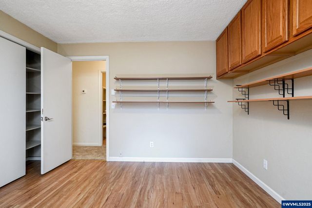 579 E Robidoux St, Stayton, OR 97383