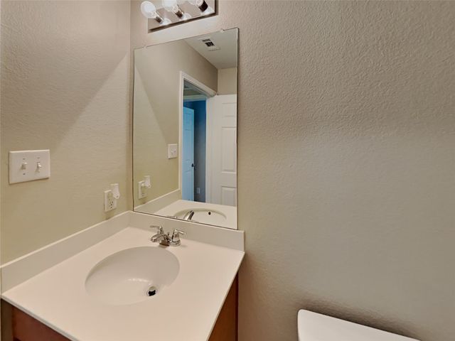 1108 Hickory Bend Lane, Fort Worth, TX 76108