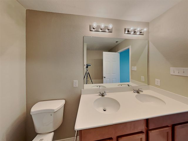 1108 Hickory Bend Lane, Fort Worth, TX 76108