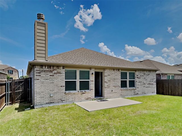 1108 Hickory Bend Lane, Fort Worth, TX 76108