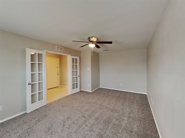 1108 Hickory Bend Lane, Fort Worth, TX 76108