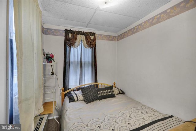 1212 GREEN ST, Reading, PA 19604