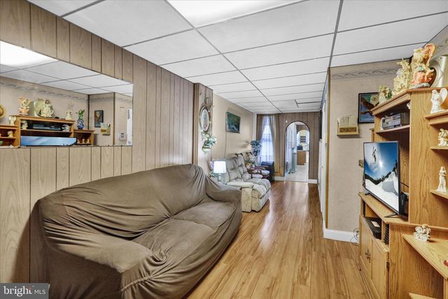 1212 GREEN ST, Reading, PA 19604