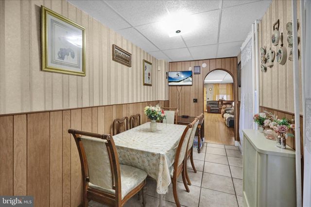 1212 GREEN ST, Reading, PA 19604