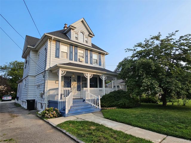 54 Catherine Street, Valley Stream, NY 11581