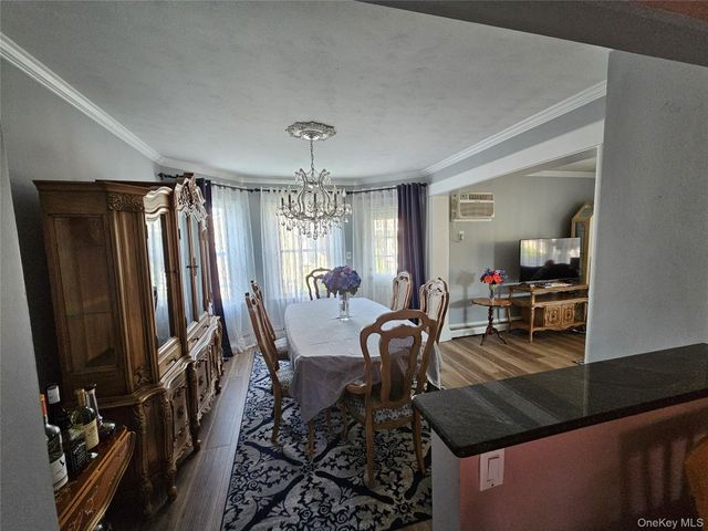 54 Catherine Street, Valley Stream, NY 11581