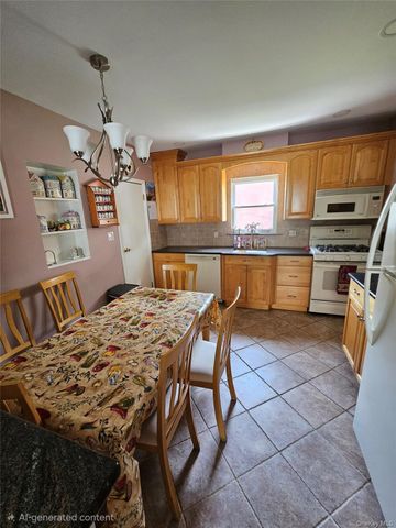 54 Catherine Street, Valley Stream, NY 11581