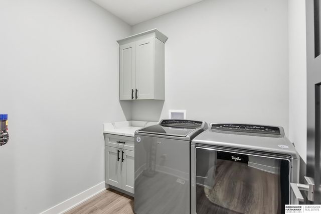 10624 S 189th Street, Omaha, NE 68136