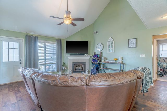 2100 Flatrock Trl, Jonesboro, AR 72404