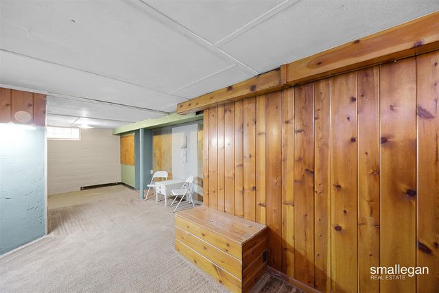 1011 Johnston Street, Grand Rapids, MI 49507