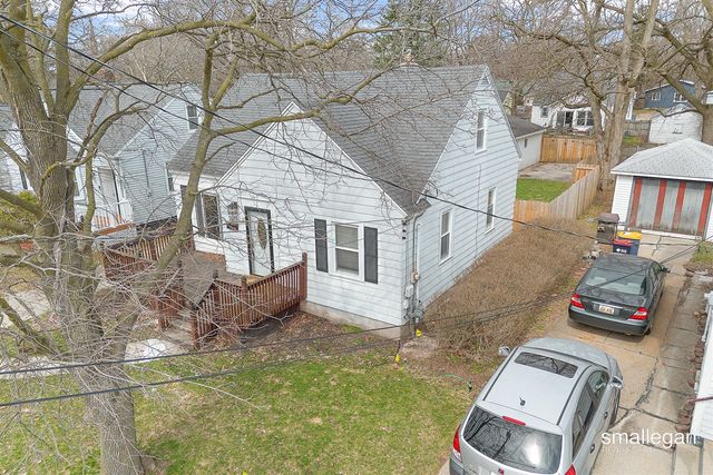 1011 Johnston Street, Grand Rapids, MI 49507