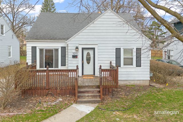 1011 Johnston Street, Grand Rapids, MI 49507
