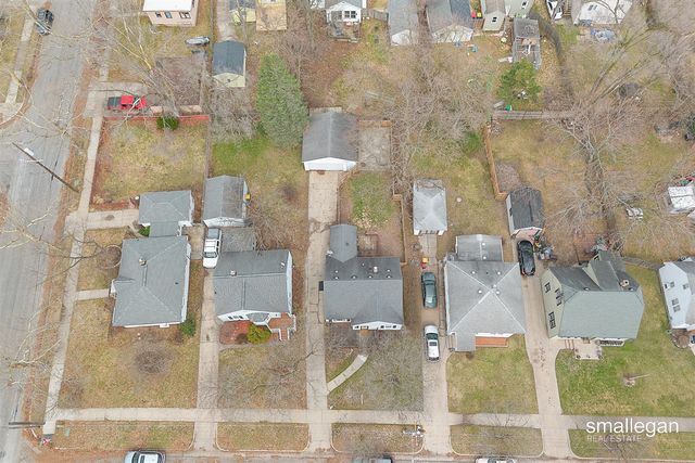 1011 Johnston Street, Grand Rapids, MI 49507