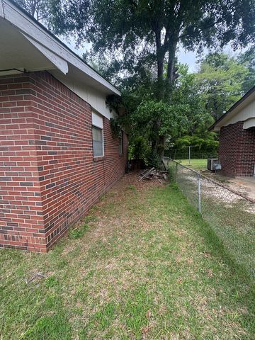 2201 Wellborn Drive, Columbus, GA 31907