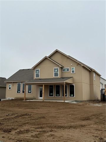 7045 NW Yulich Court, Parkville, MO 64152