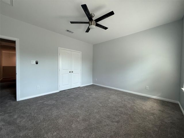 1327 5th Avenue N, Texas City, TX 77590