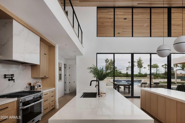 7432 E WETHERSFIELD Road, Scottsdale, AZ 85260