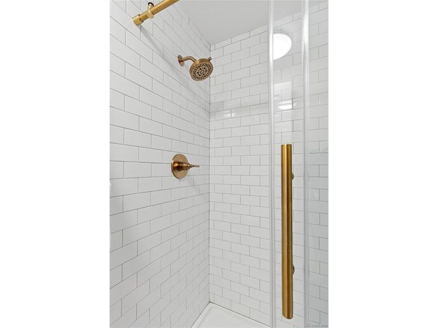 8047 E Phillips Cir, Centennial, CO 80112