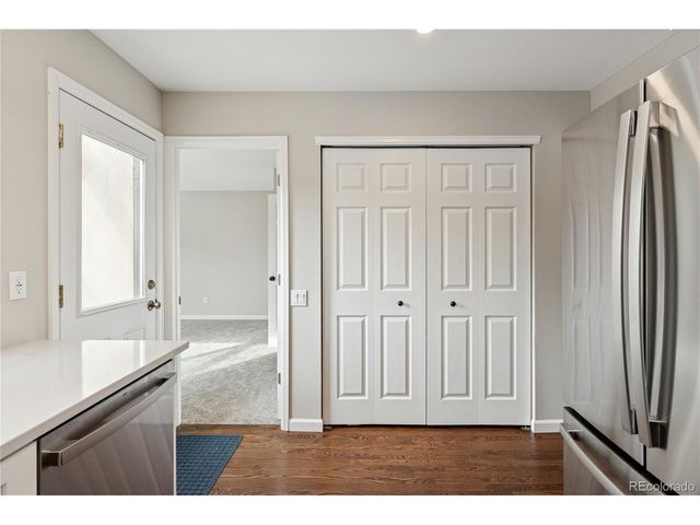 8047 E Phillips Cir, Centennial, CO 80112