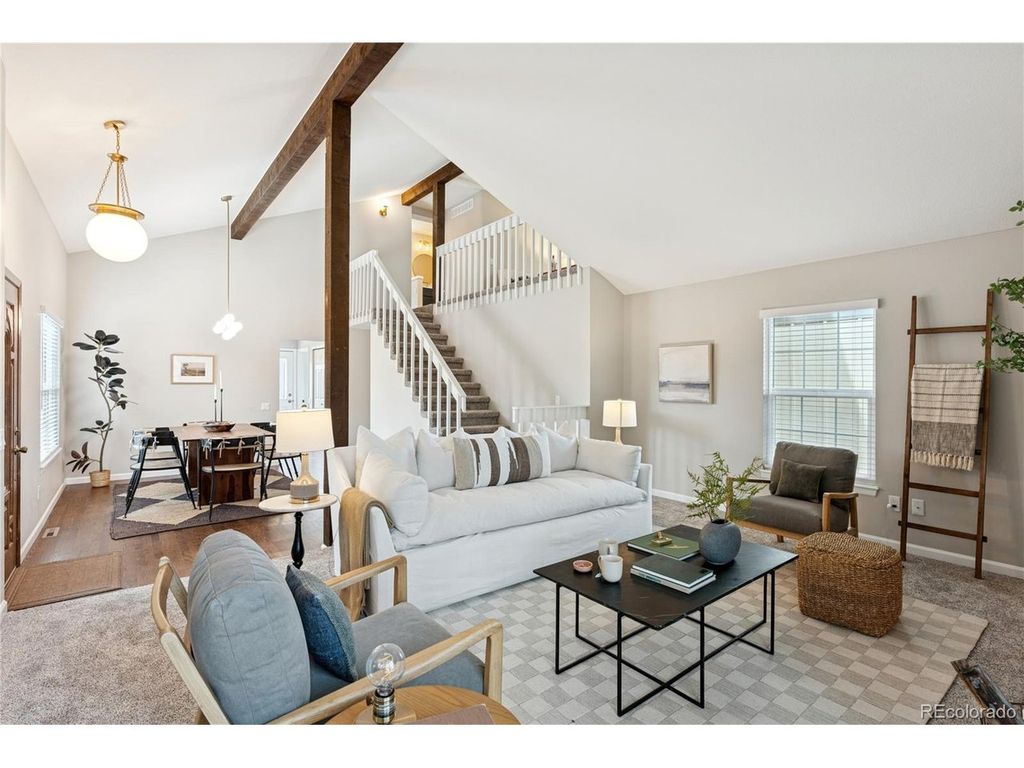 8047 E Phillips Cir, Centennial, CO 80112