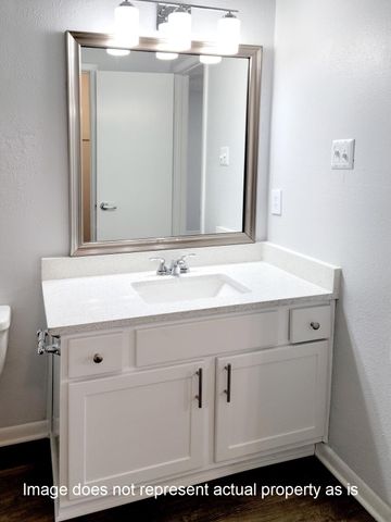 2202-K10 Place Rebecca Lane, Houston, TX 77090