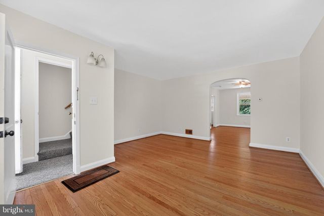 244 BLAKENEY RD, Catonsville, MD 21228