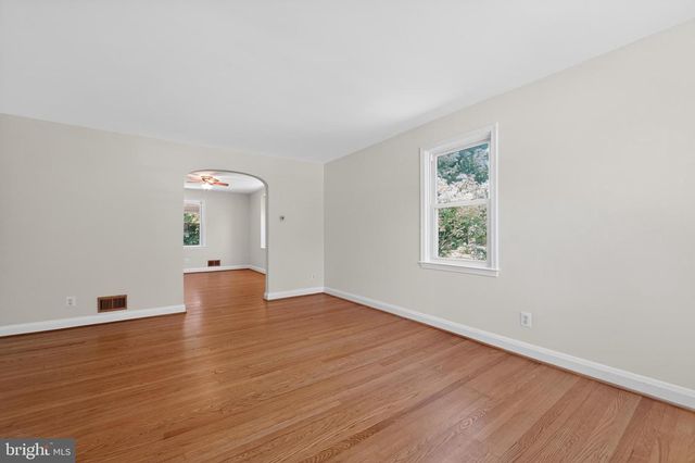 244 BLAKENEY RD, Catonsville, MD 21228