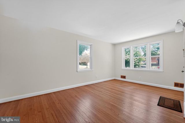 244 BLAKENEY RD, Catonsville, MD 21228