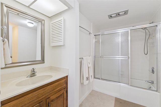 6204 MASTERS BOULEVARD 202, Orlando, FL 32819