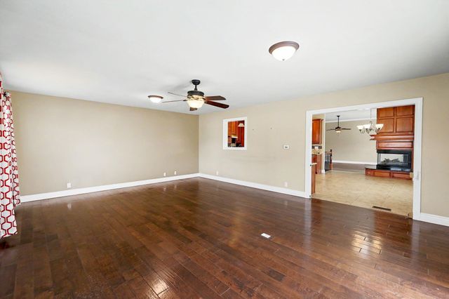 11857 W ALDERNY CT, Wichita, KS 67212