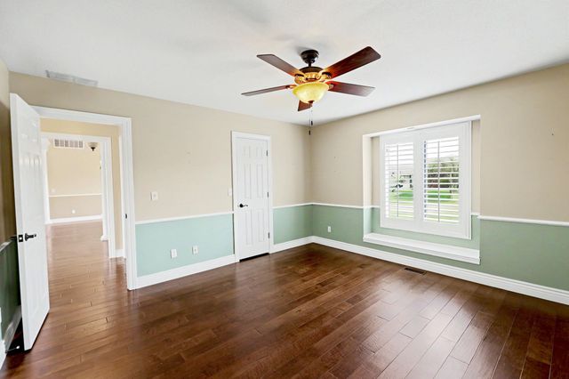 11857 W ALDERNY CT, Wichita, KS 67212