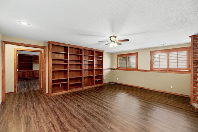 11857 W ALDERNY CT, Wichita, KS 67212