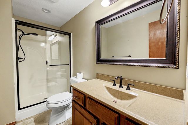 11857 W ALDERNY CT, Wichita, KS 67212