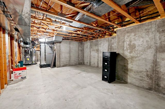 11857 W ALDERNY CT, Wichita, KS 67212