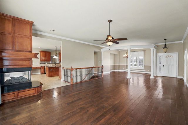 11857 W ALDERNY CT, Wichita, KS 67212