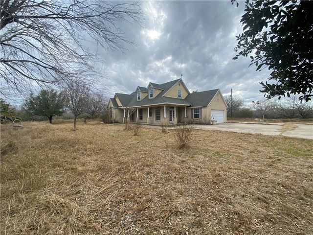 527 County Road 137, Alice, TX 78332