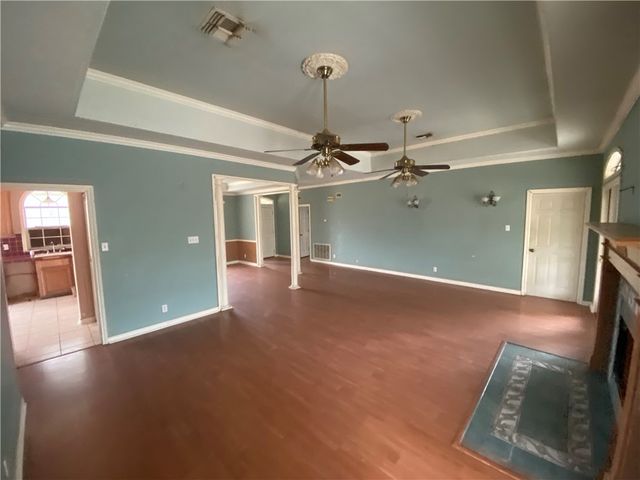 527 County Road 137, Alice, TX 78332