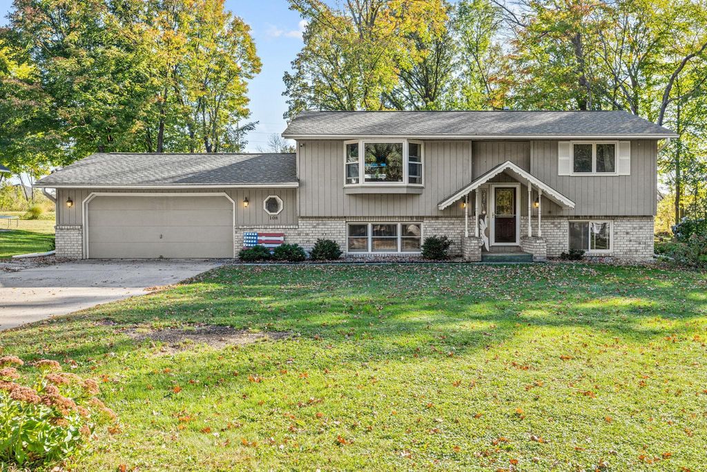 108 Shadywood Lane, Delano, MN 55328