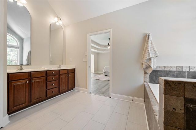 55 Grand Oak Drive, Jefferson, GA 30549